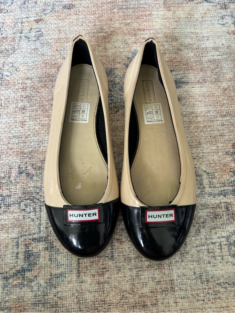 Hunter Two-Tone Beige and Black Cap-Toe Ballet Flats